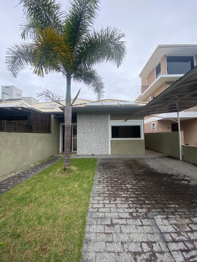Casa para Venda - Florian�polis, Cachoeira do Bom Jesus, 3 dormit&oacute;rios, 3 banheiros, 1 vaga