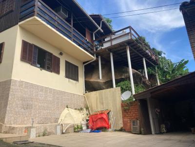 Casa para Venda, em Florian�polis, bairro Ribeir�o da Ilha, 3 dormit�rios, 2 banheiros