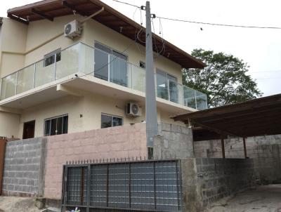 Casa para Venda, em Florian�polis, bairro Rio Tavares, 2 dormit�rios, 2 banheiros, 1 su�te, 1 vaga
