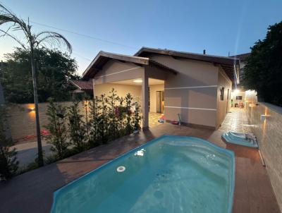 Casa para Venda, em Florian�polis, bairro Ingleses do Rio Vermelho, 2 dormit�rios, 1 banheiro, 2 vagas