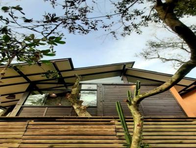 Casa para Venda, em Florian�polis, bairro Barra da Lagoa, 2 dormit�rios, 4 vagas