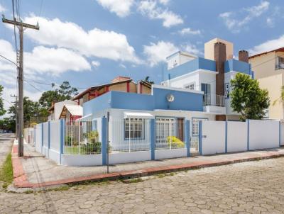 Casa para Venda, em Florian�polis, bairro Canasvieiras, 5 dormit�rios, 6 banheiros, 4 su�tes, 3 vagas